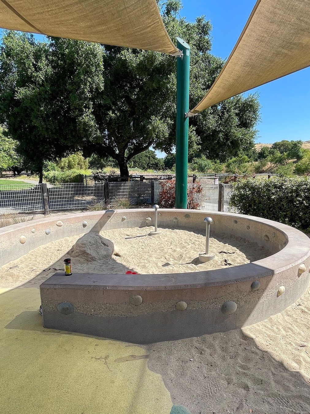 Hellyer County Park: Nature oasis in bustling San Jose city.