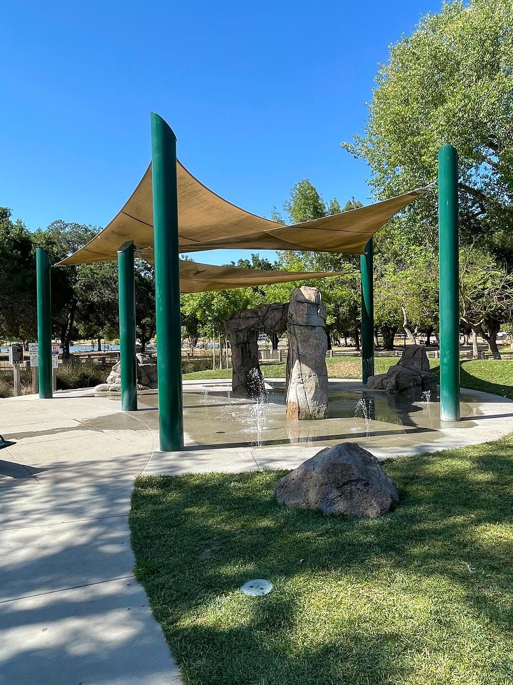 Hellyer County Park: Nature oasis in bustling San Jose city.