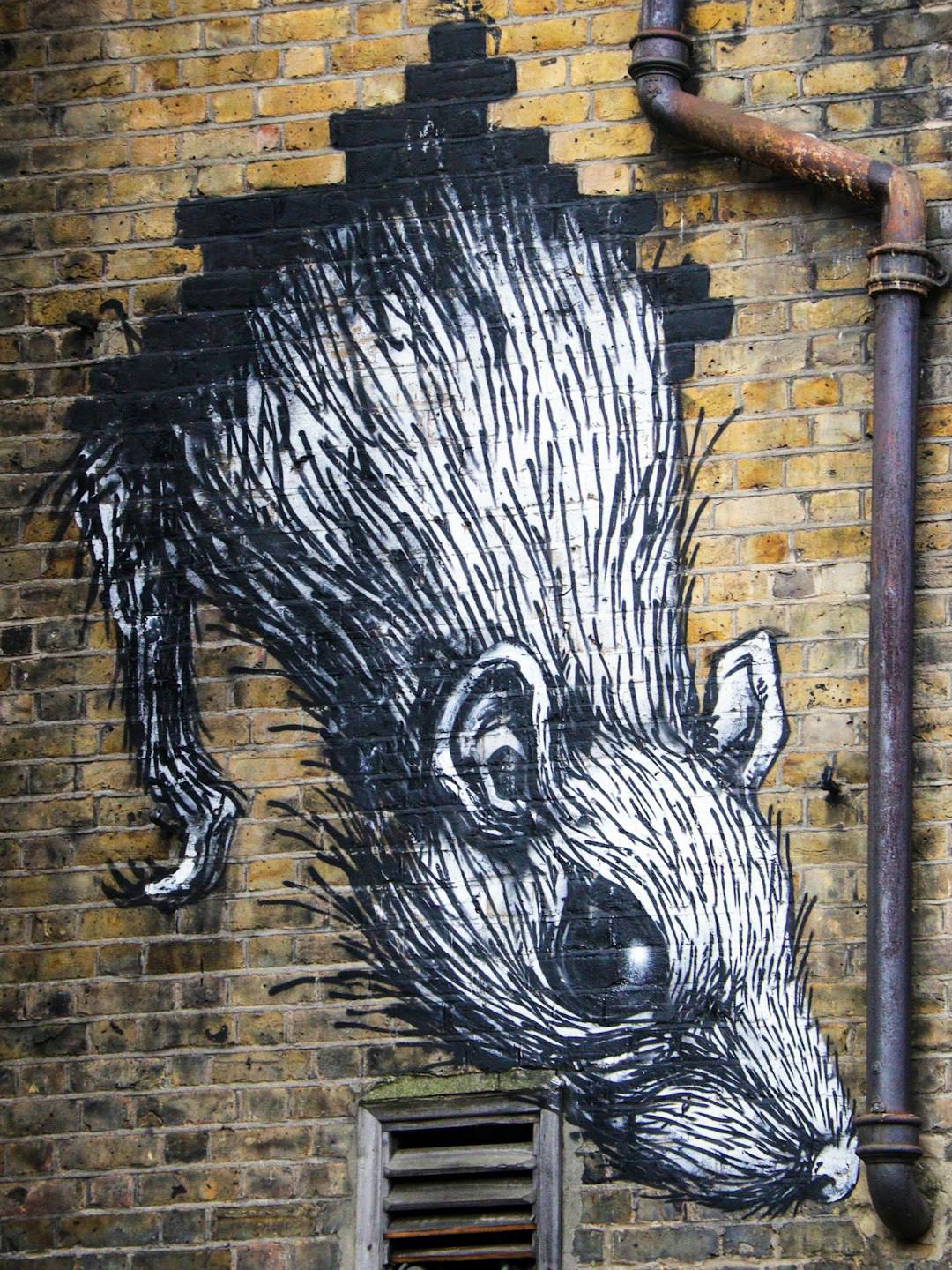 Bananas, Brat Green, and a Pigeon Named Dinosaur: Art’s Wild Year in the Spotlight