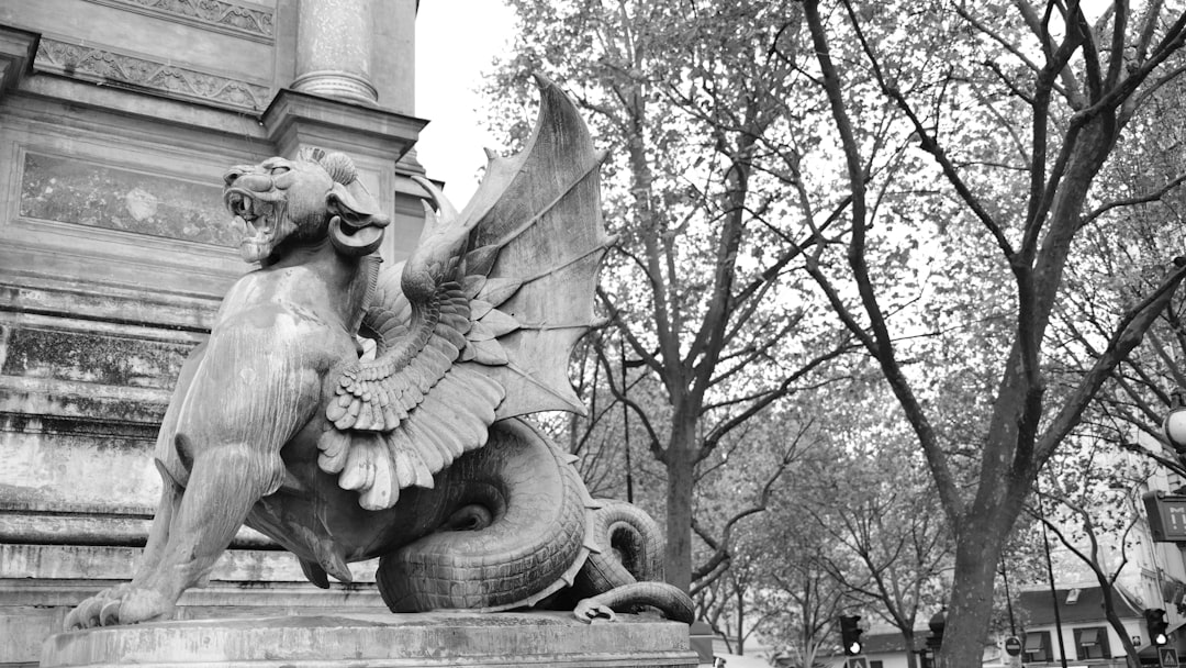London’s Living Memory: A Tree That Holds the Silence of Loss