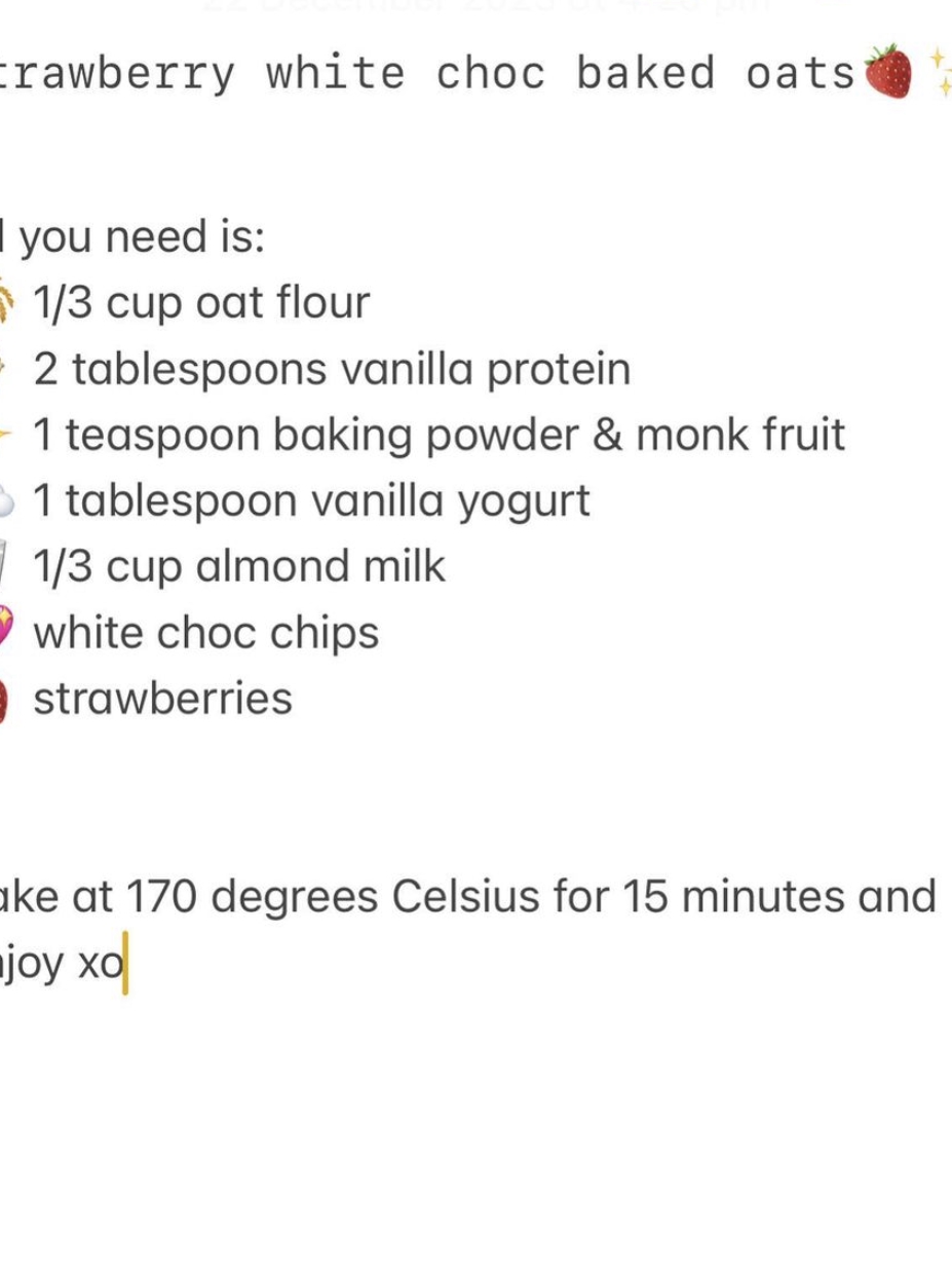 Strawberry White Chocolate Oasis - Bake Your Way to Breakfast Bliss! 🍓✨