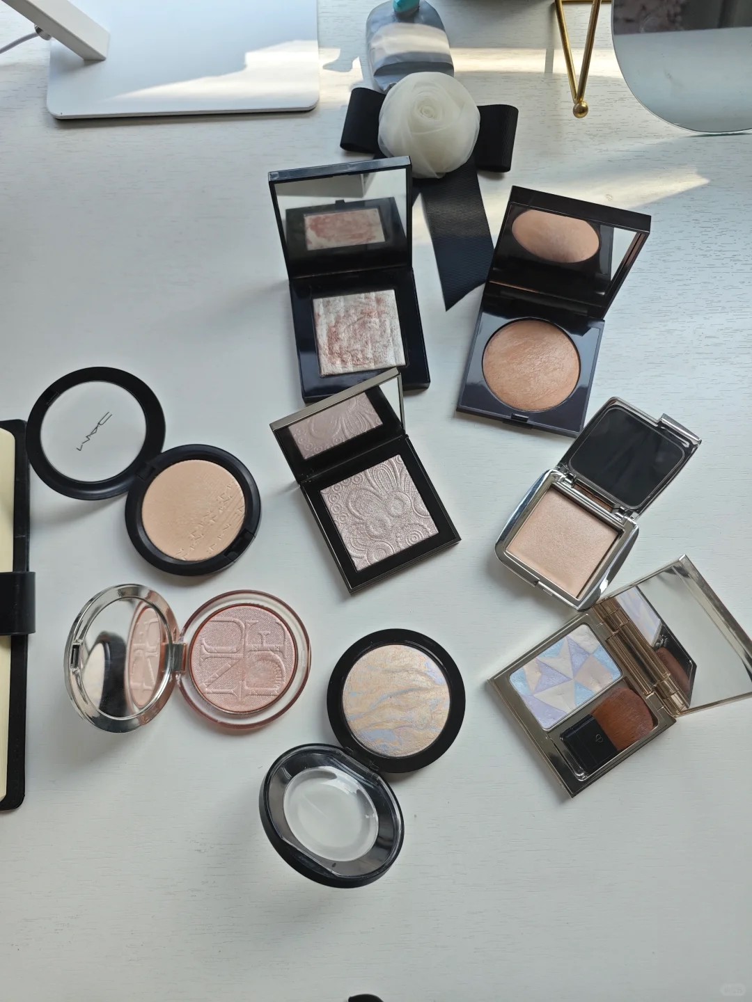 The Only 8 Highlighters I Actually Use