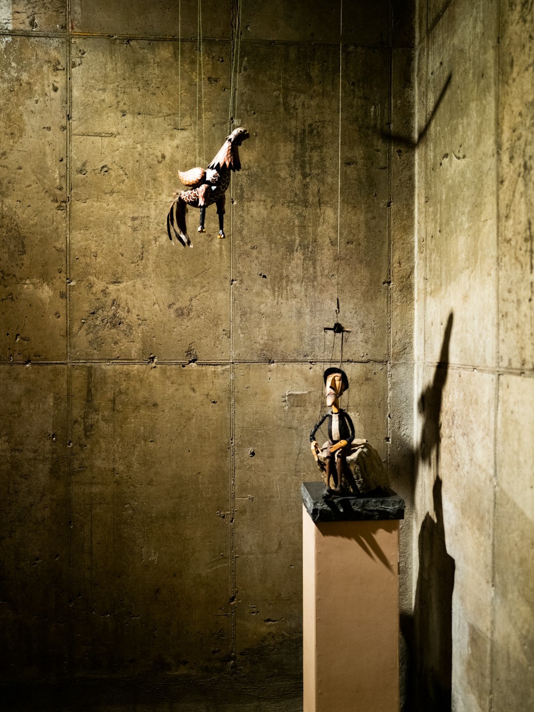 Language Becomes a Stage: Nora Turato’s Artful Echoes Across Continents