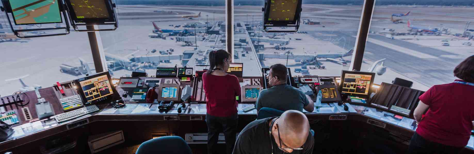 Stressed Air Traffic Controller Facing Early Retirement Dilemma! 😰✈️