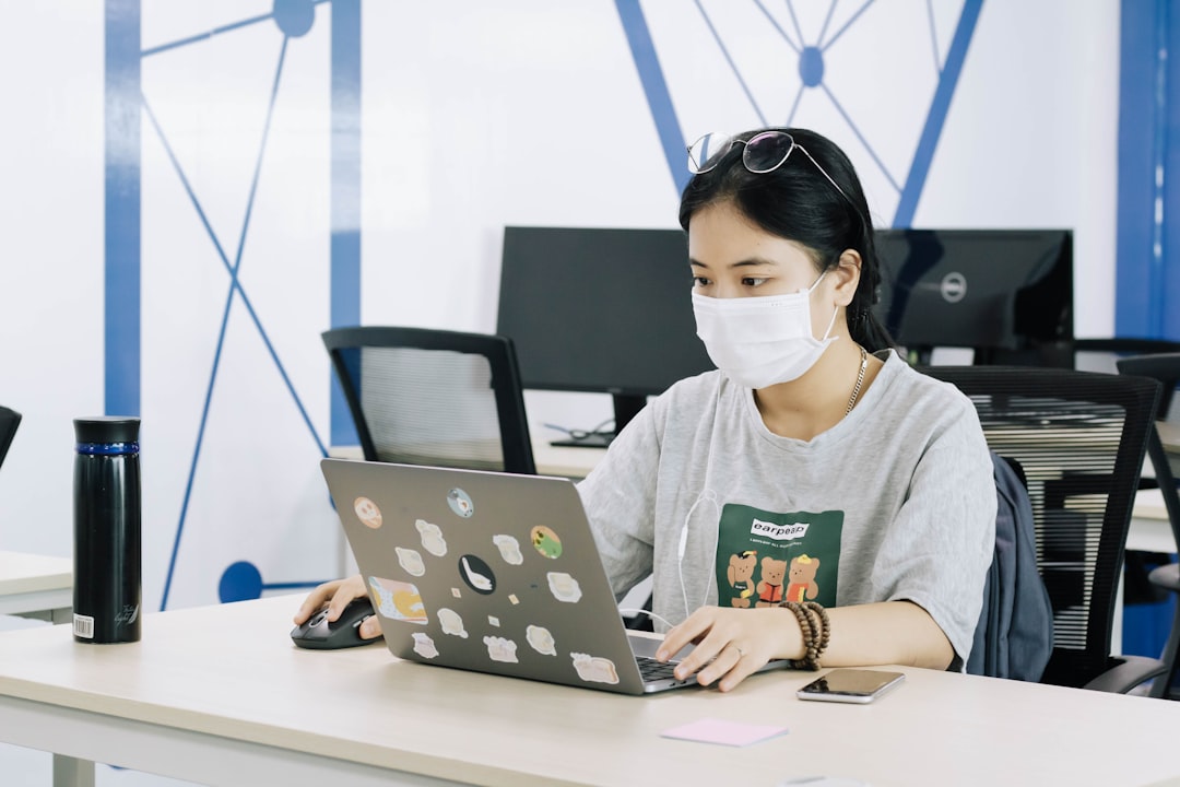 From Millionaire at Home to Struggling Alone: My Tech Career Dilemma 😱
