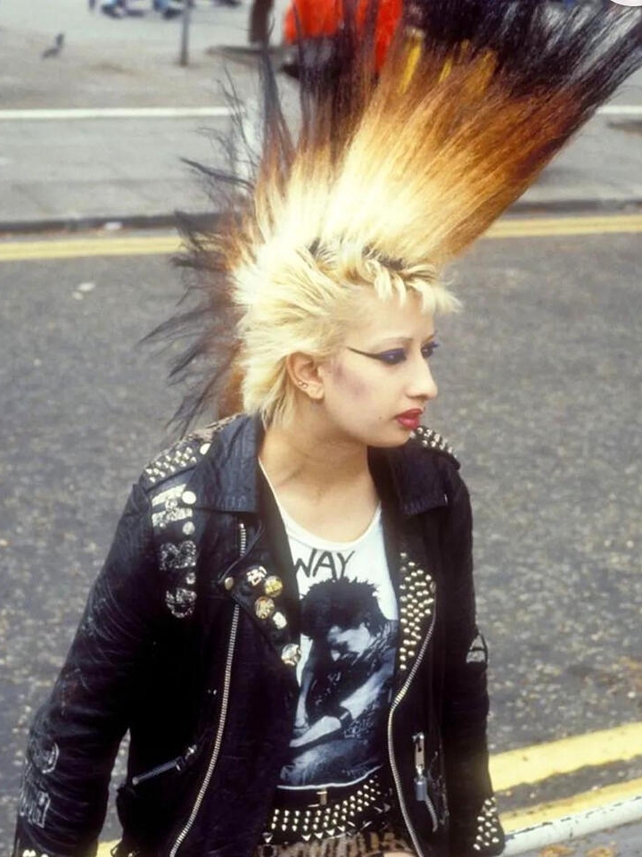 Did Green Day Really Play Punk in '89? 🤔