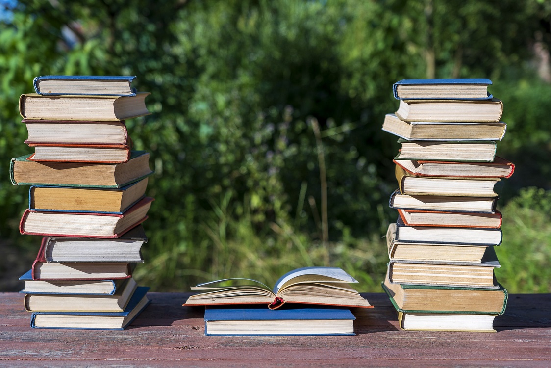 ​​Unpopular Opinion: Libraries Are Overrated (And Here’s Why) 📚🔥"​