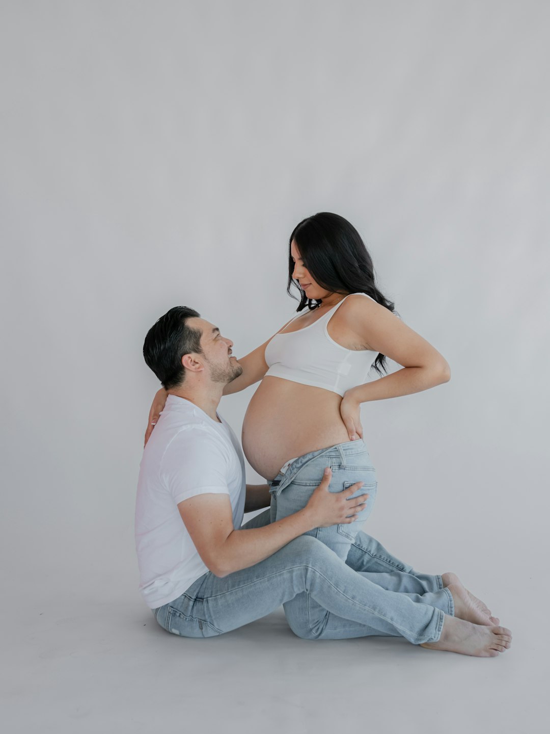 My High-Paying Job Is Destroying Me—Baby on the Way, Need Help! 😩👶
