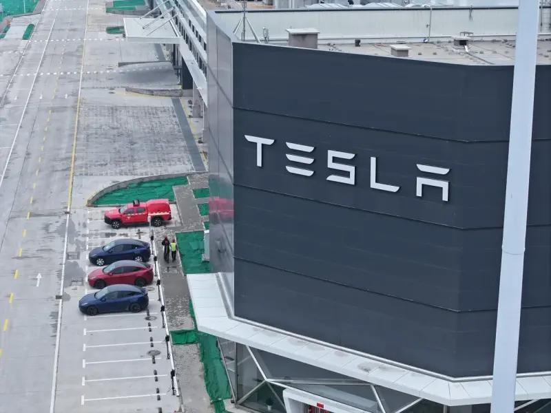 Tesla Delivers Less, But Wall Street Still Buzzes
