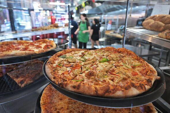 Bertucci’s Pizza Drama: Wild Complaints & Closures