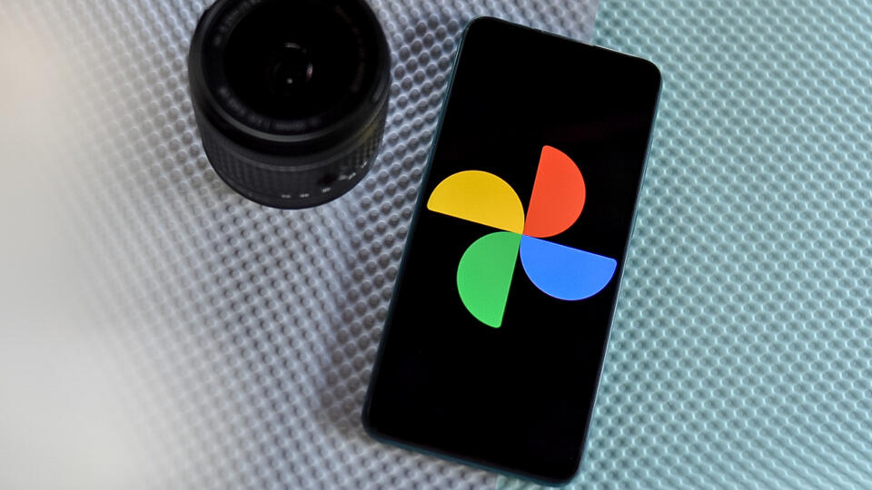 Google Photos Update: iOS First, Android Waits?