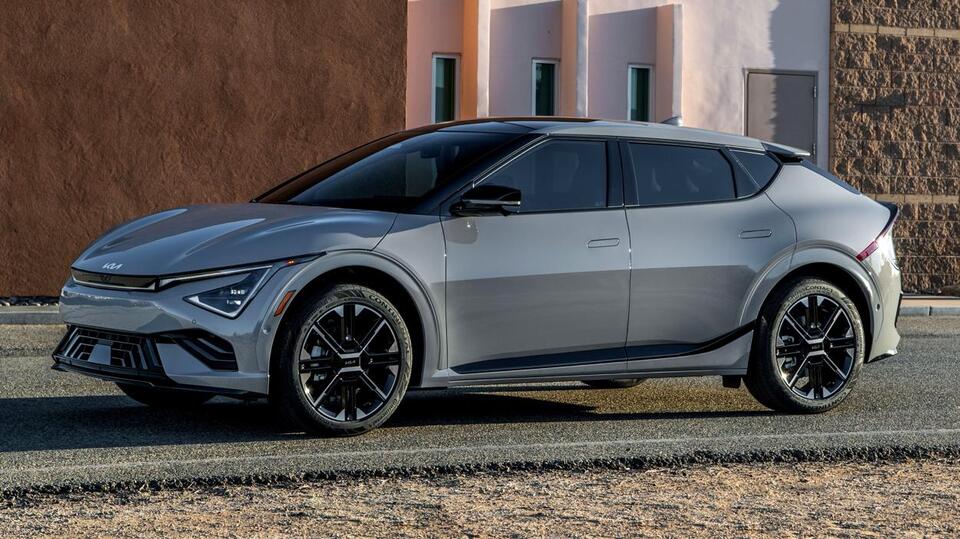 Kia’s EVs Tank, But Gas Cars Boom