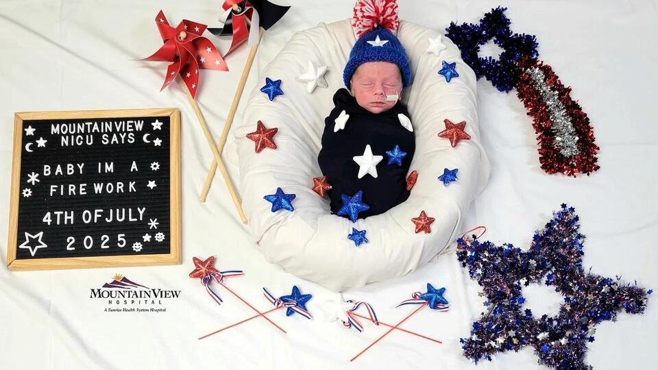 NICU Babies Rocking July 4th Outfits