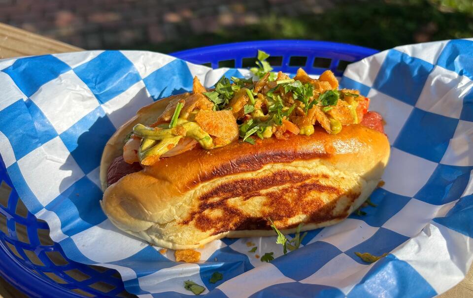 Hot Dogs, Oysters & Piña Coladas?!