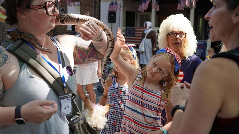 Patriotic Pets Take Over Philly!