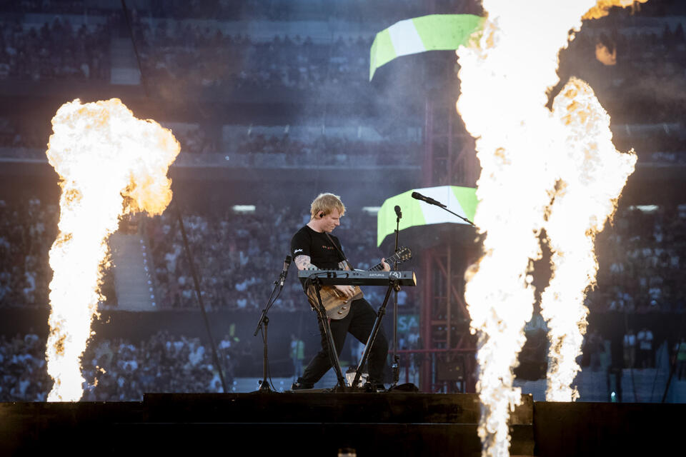 Ed Sheeran’s Wild On-Stage Reunion 🤯