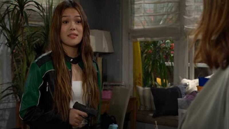 Luna’s Shocking Move at the Beach House 😱