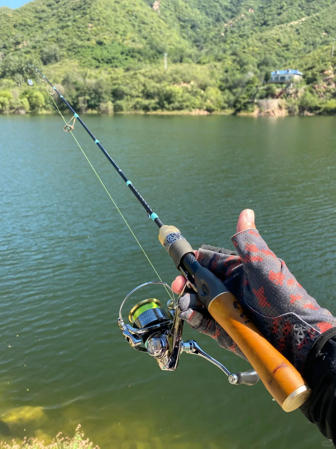 Please don’t talk to me when I’m fishing 😑