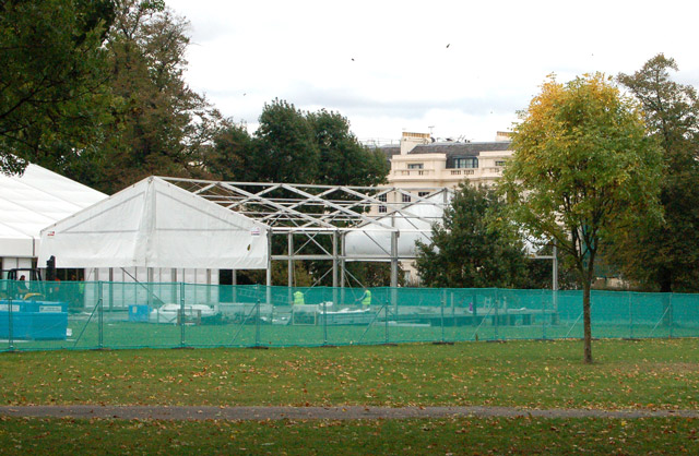 London’s Art Scene Turns Inside Out as Frieze Week Unfolds Unexpected Layers
