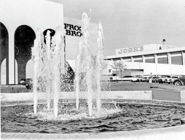 Remembering the Frost Bros. Liquidation Frenzy