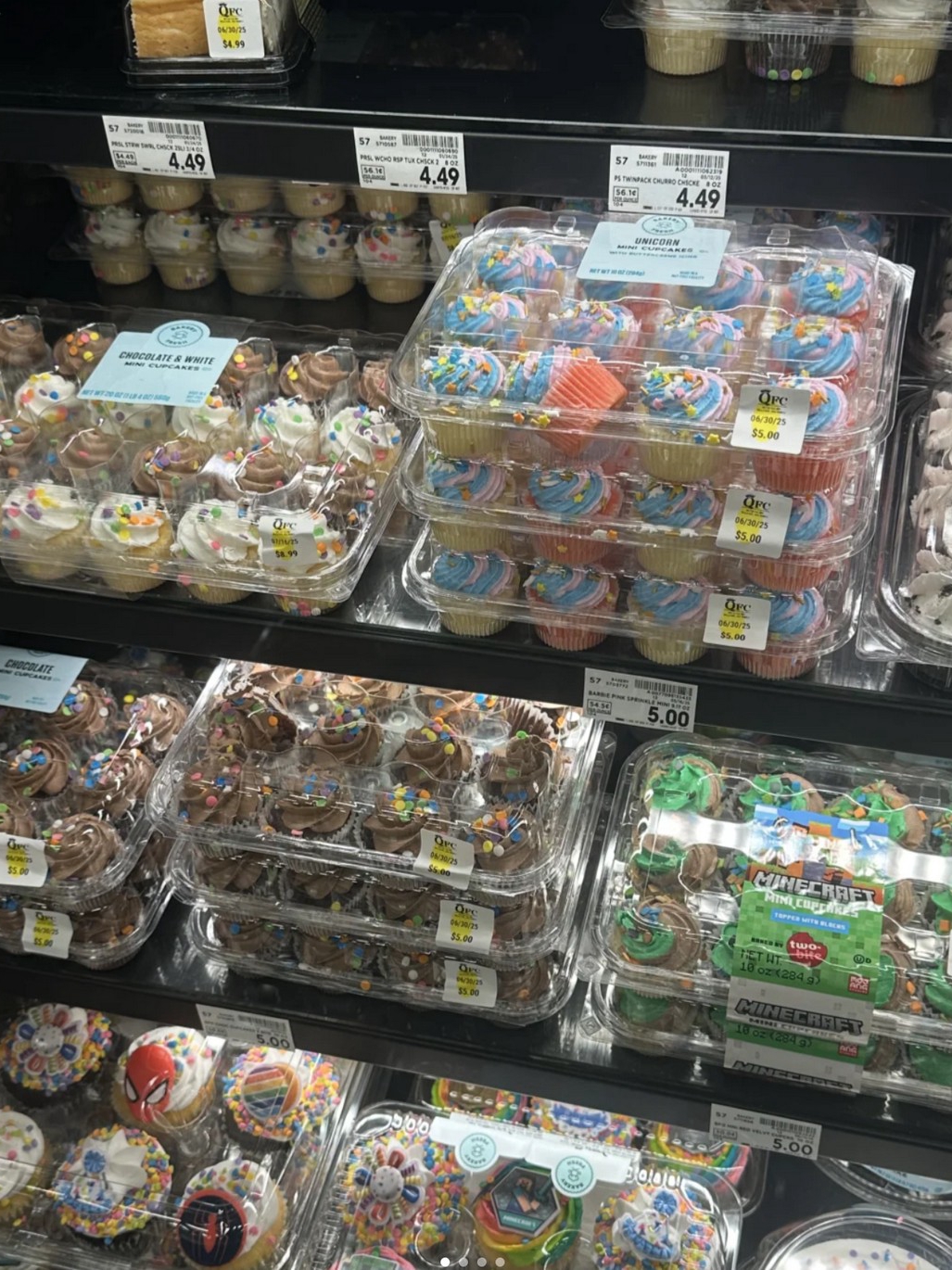 These Cakes are Sugar Bombs! 💣