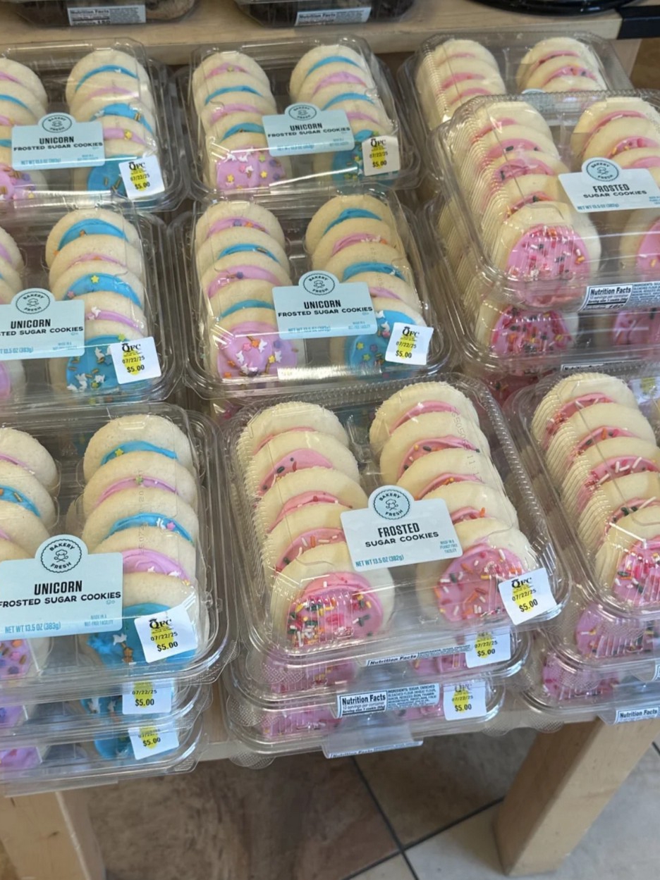 These Cakes are Sugar Bombs! 💣