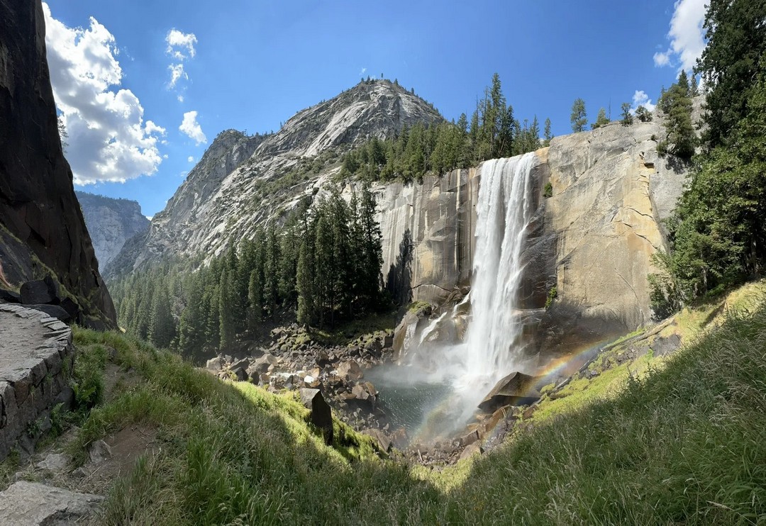 Mist Trail: Waterfall Frenzy  