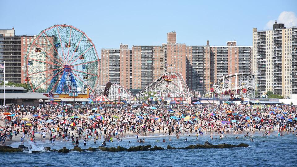 Tourist Traps Locals Secretly Avoid