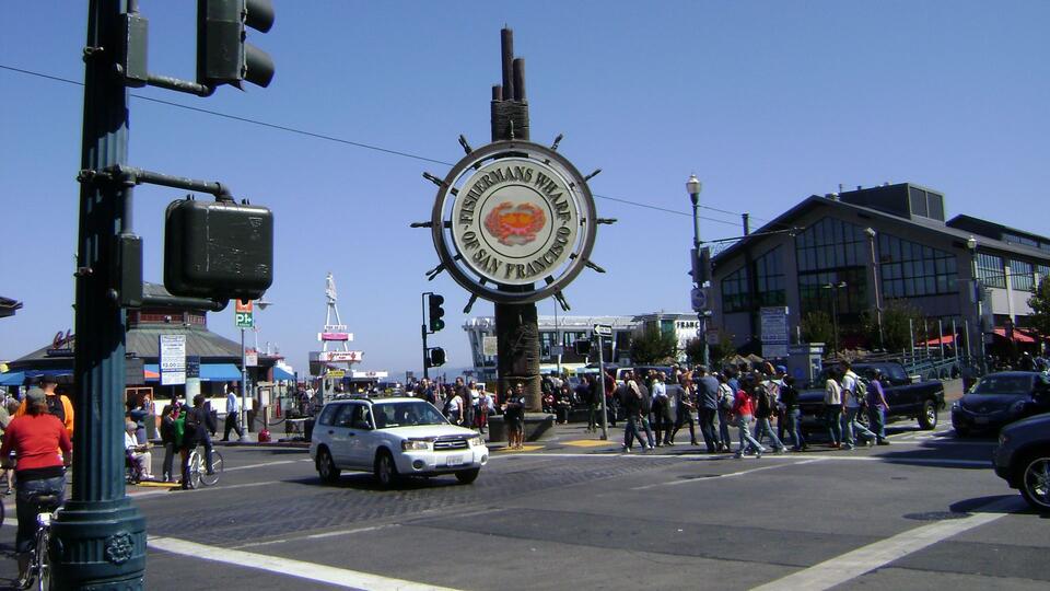 Tourist Traps Locals Secretly Avoid