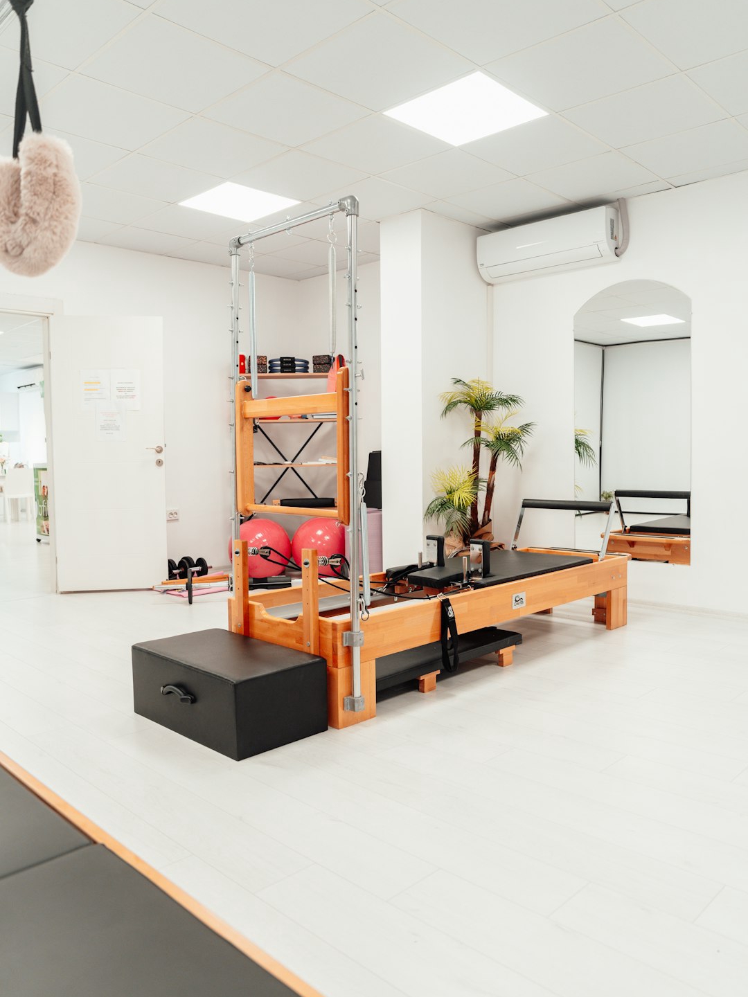Pilates studio shopping? what to look for?