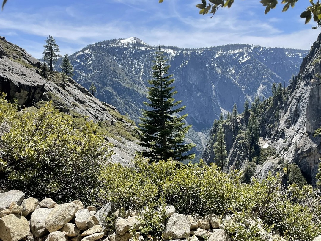 Climb Yosemite’s 2,425ft Wonder