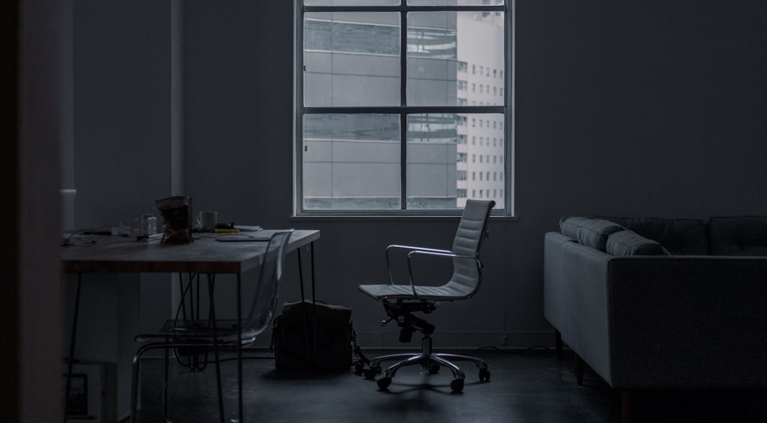 Shocking Office Betrayal: My Mentor Turned Against Me! 😱