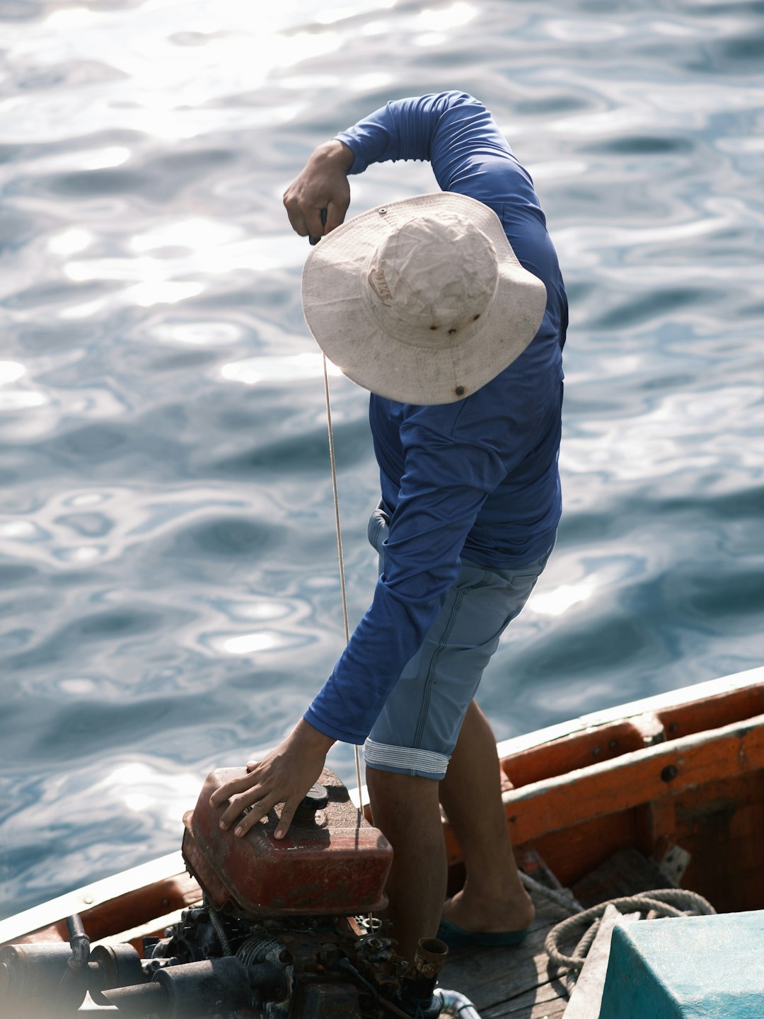 Outdoor sports quick-drying hat: fisherman's hat or duck tongue hat?