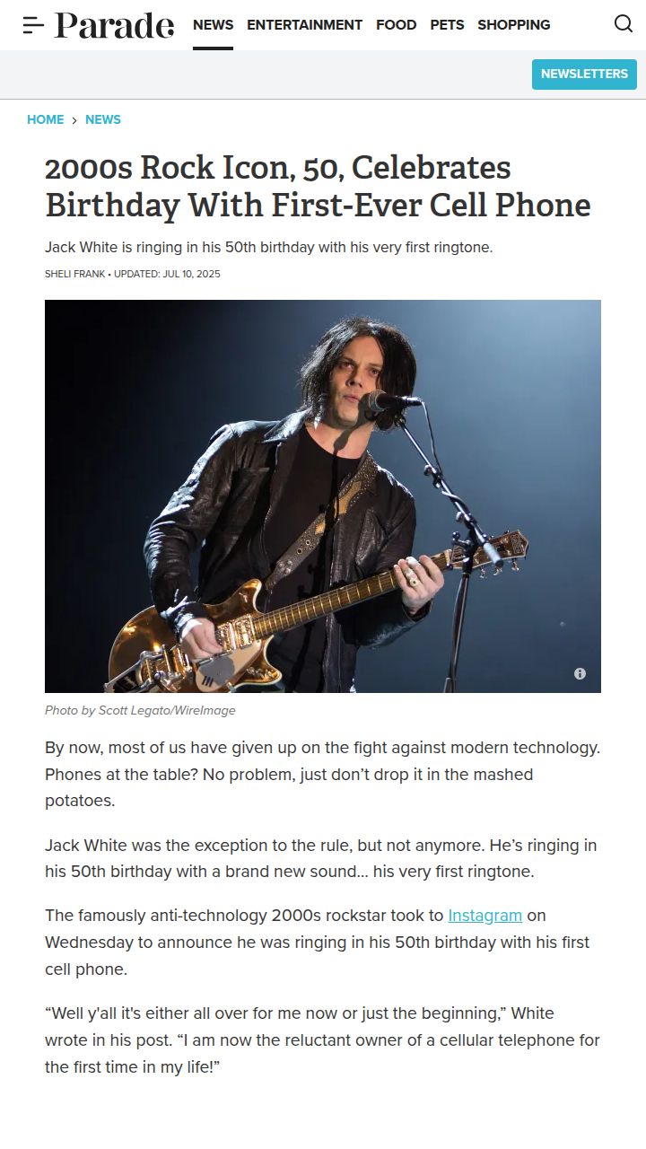 Jack White Finally Gets a Cell Phone?! 📱