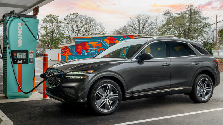 Genesis: The New Kid Outselling Infiniti?!