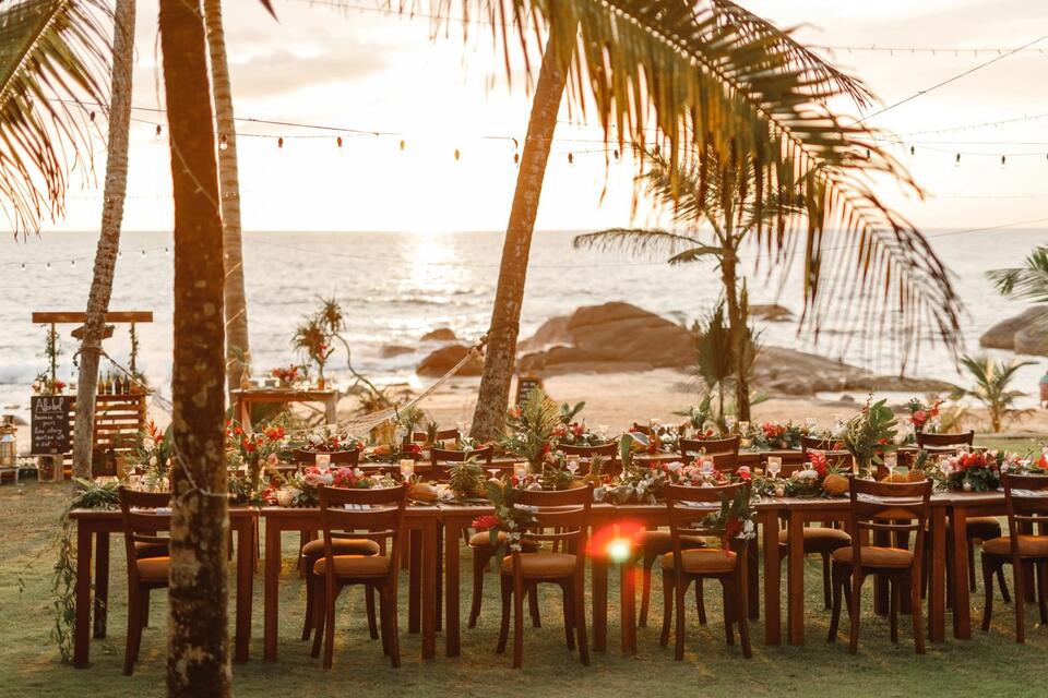Bridesmaid Skips Wedding, Keeps Free Trip?!