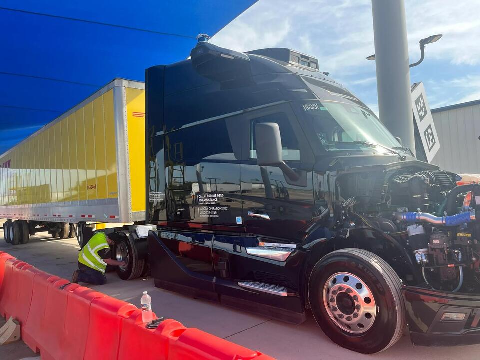 Self-Driving Trucks Hit Texas Highways