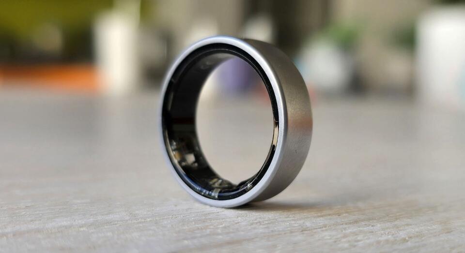 Would You Wear Smart Earrings?