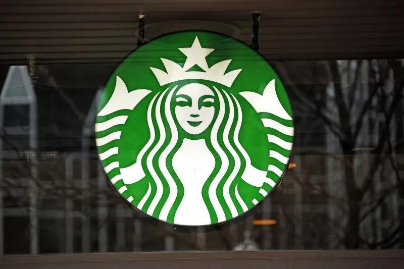 Starbucks Secret Menu Goes Digital—Game Changer?