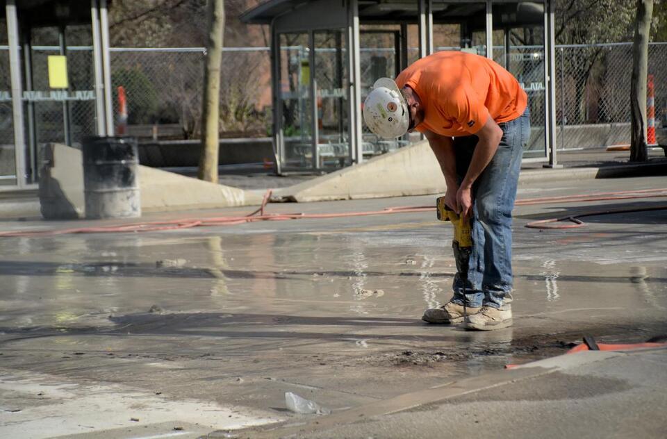 Want a Construction Job? This Is Your Shot!