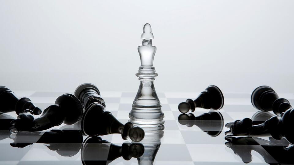 AI Chickens Out Against Retro Chess Bot