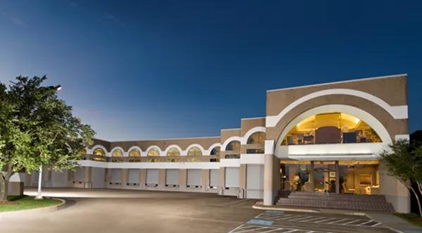 Luxury Home Store Gets a New Owner