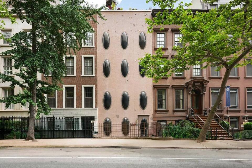 Would You Buy NYC’s Bubble House?