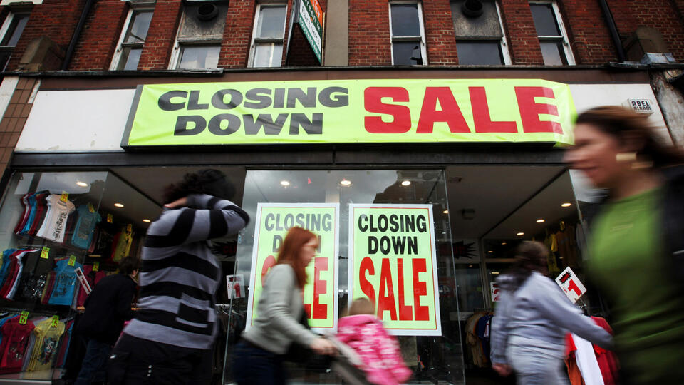 Why Your Mall Might Be a Ghost Town Soon