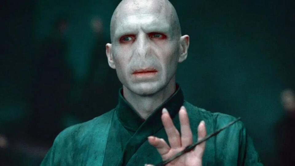 Voldemort in S1?! Secret Casting Rumors 🐍