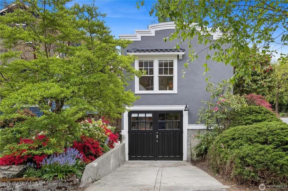 Would You Live in a Spite House?