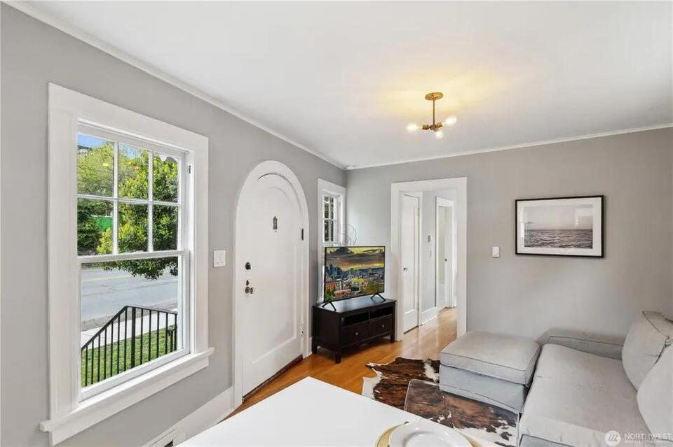 Would You Live in a Spite House?