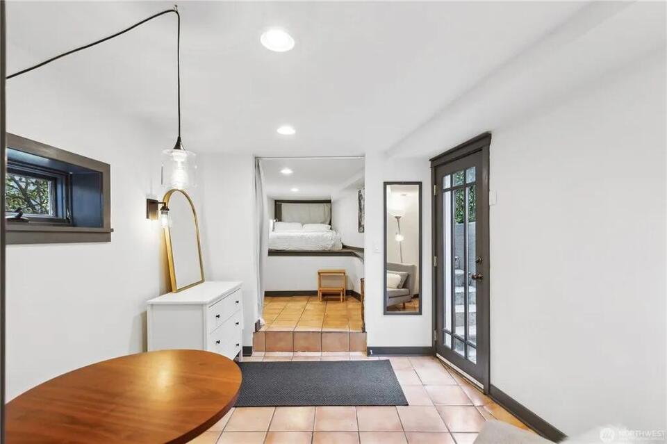 Would You Live in a Spite House?