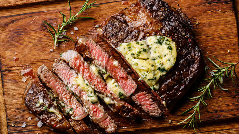 Why Sirloin Gets Snubbed at Fancy Steakhouses