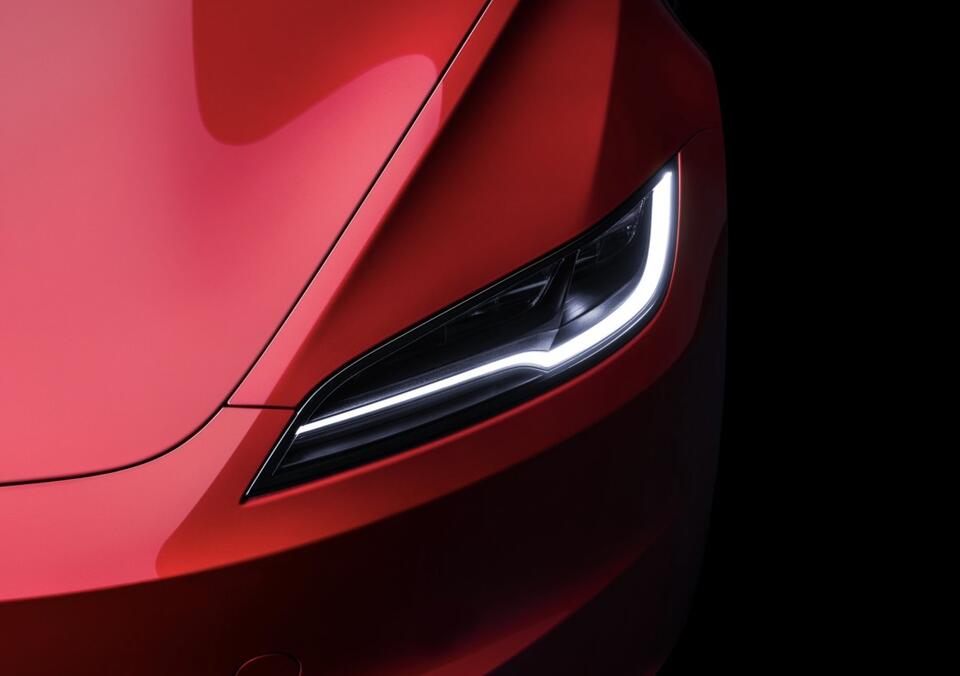 Only One Tesla Is Beating the Slump